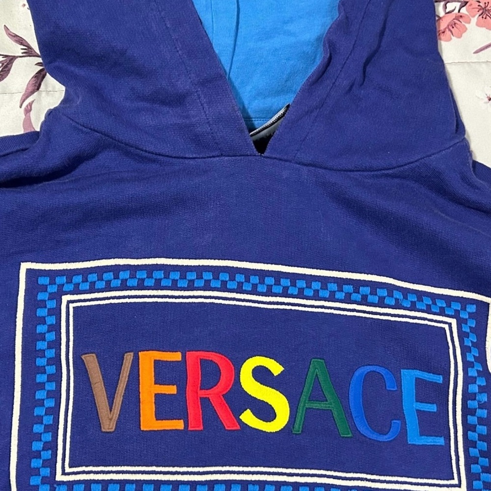 Boys Versace Sweatshirt - Picture 2 of 3